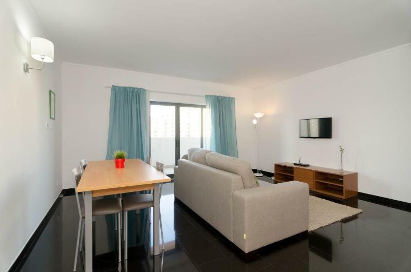 Rocha Tower By Beach Rentals ภายนอก รูปภาพ